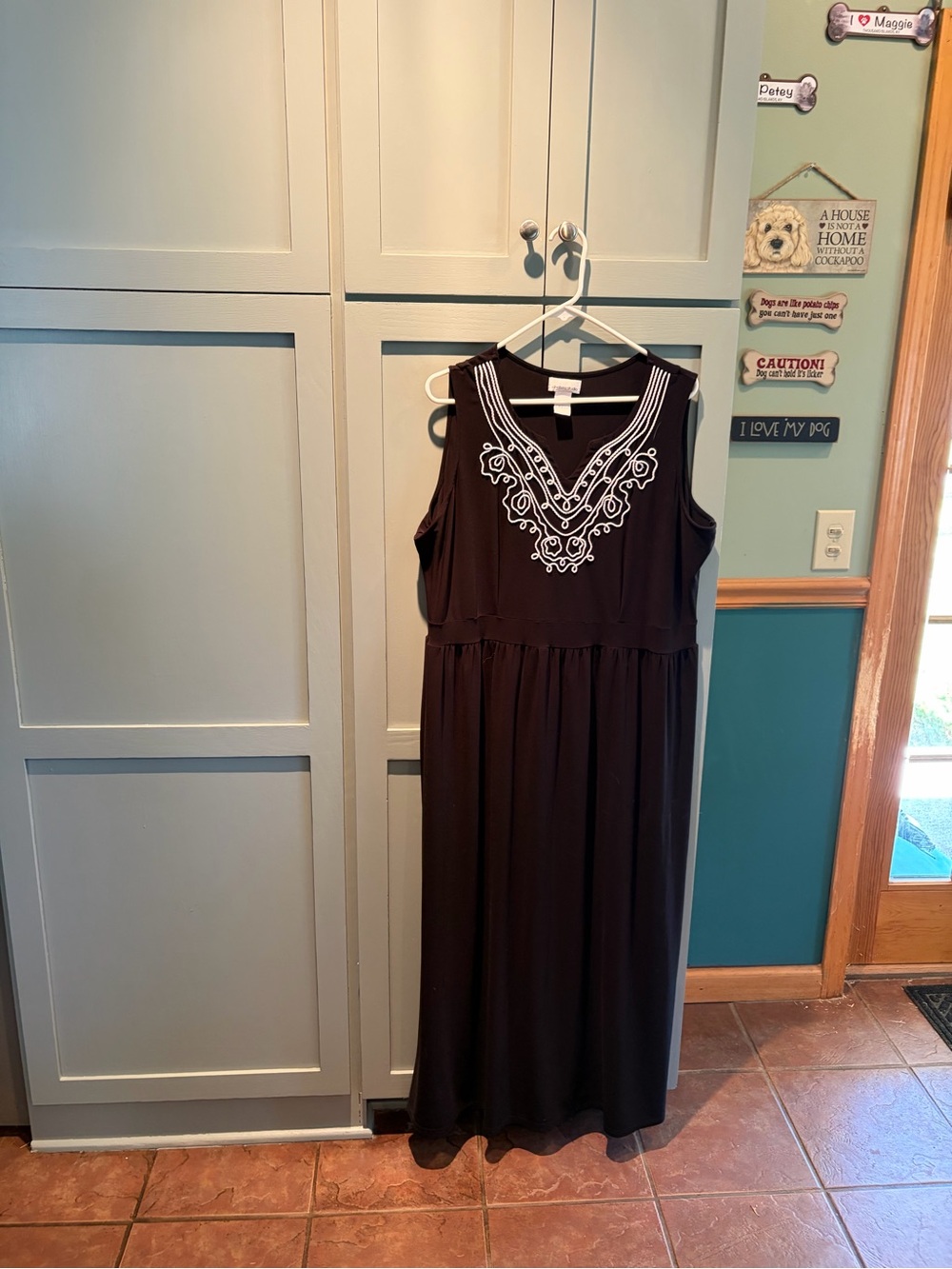Sleeveless Embroidered V-Neck Black Maxi Dress